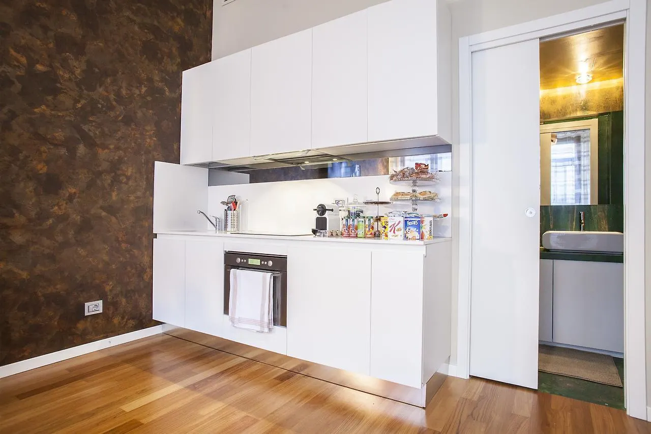 Hemeras Boutique Homes - Design Apartments Near Duomo Cathedral Milan