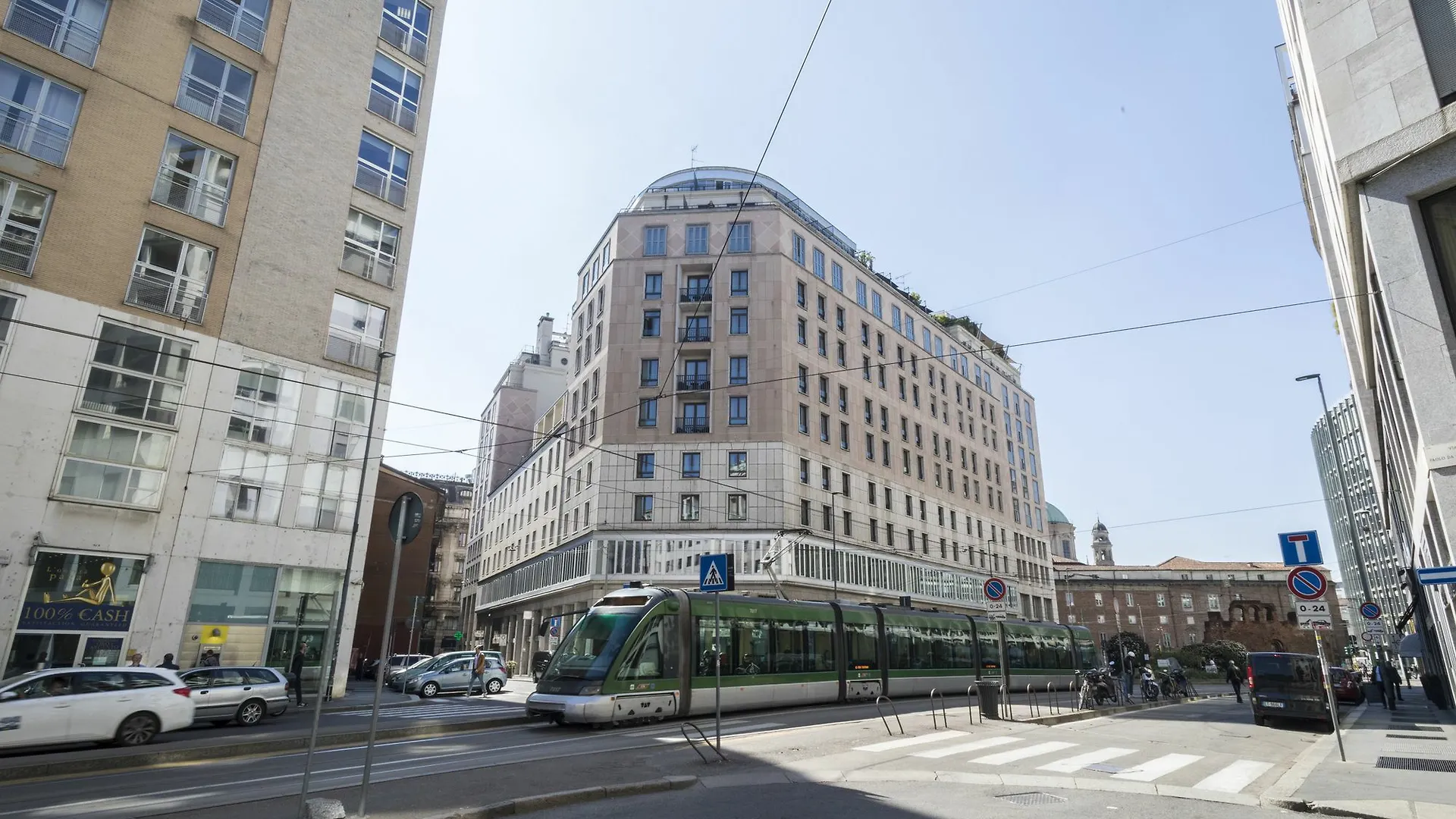 Hemeras Boutique Homes - Design Apartments Near Duomo Cathedral Milan