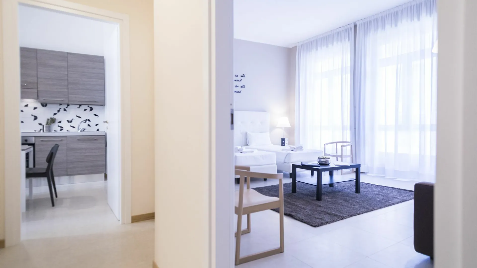 Hemeras Boutique Homes - Design Apartments Near Duomo Cathedral Milan 0*,