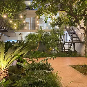 New Bazaar Appartement Tirana