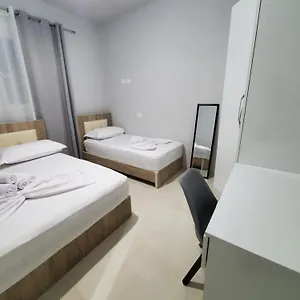 Twins Appartement Përmet