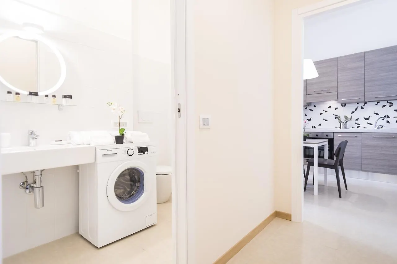 Hemeras Boutique Homes - Design Apartments Near Duomo Cathedral Milan