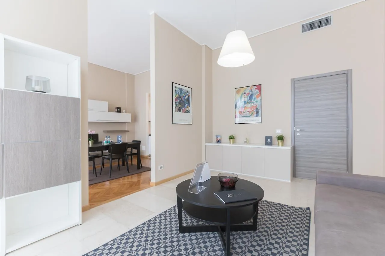 Hemeras Boutique Homes - Design Apartments Near Duomo Cathedral Milan 0*,