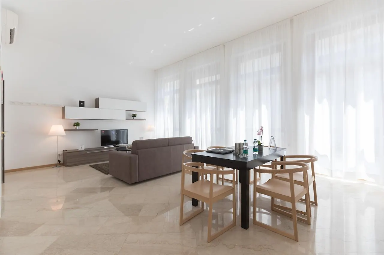 Hemeras Boutique Homes - Design Apartments Near Duomo Cathedral Milan