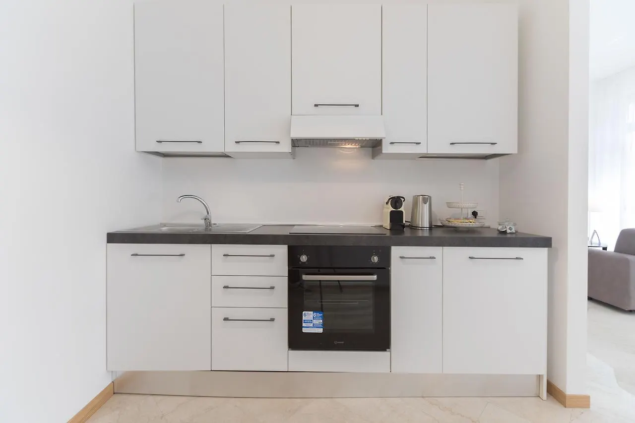 Hemeras Boutique Homes - Design Apartments Near Duomo Cathedral Milan