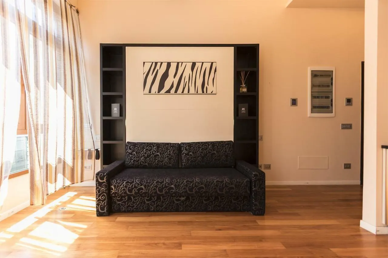 Hemeras Boutique Homes - Design Apartments Near Duomo Cathedral Milan