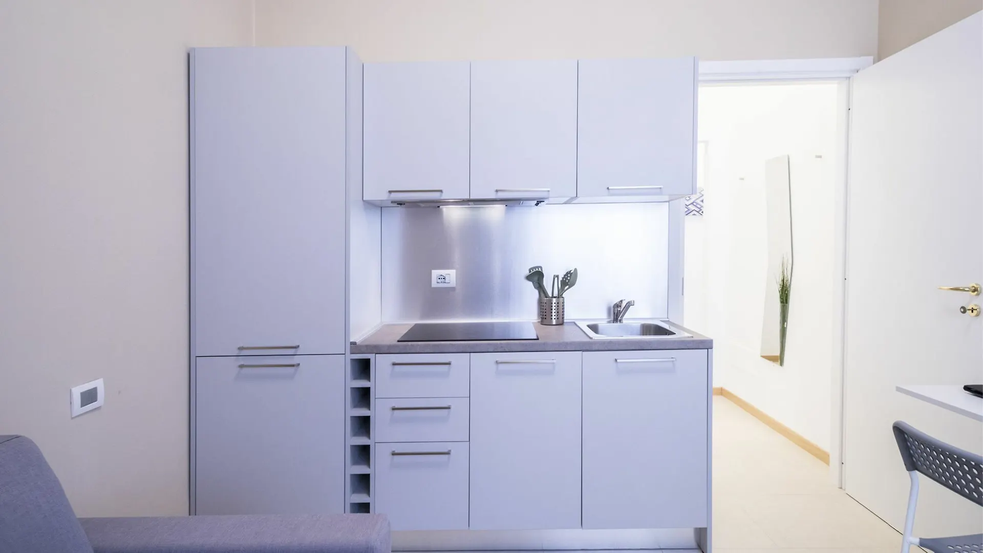 Hemeras Boutique Homes - Design Apartments Near Duomo Cathedral Milan