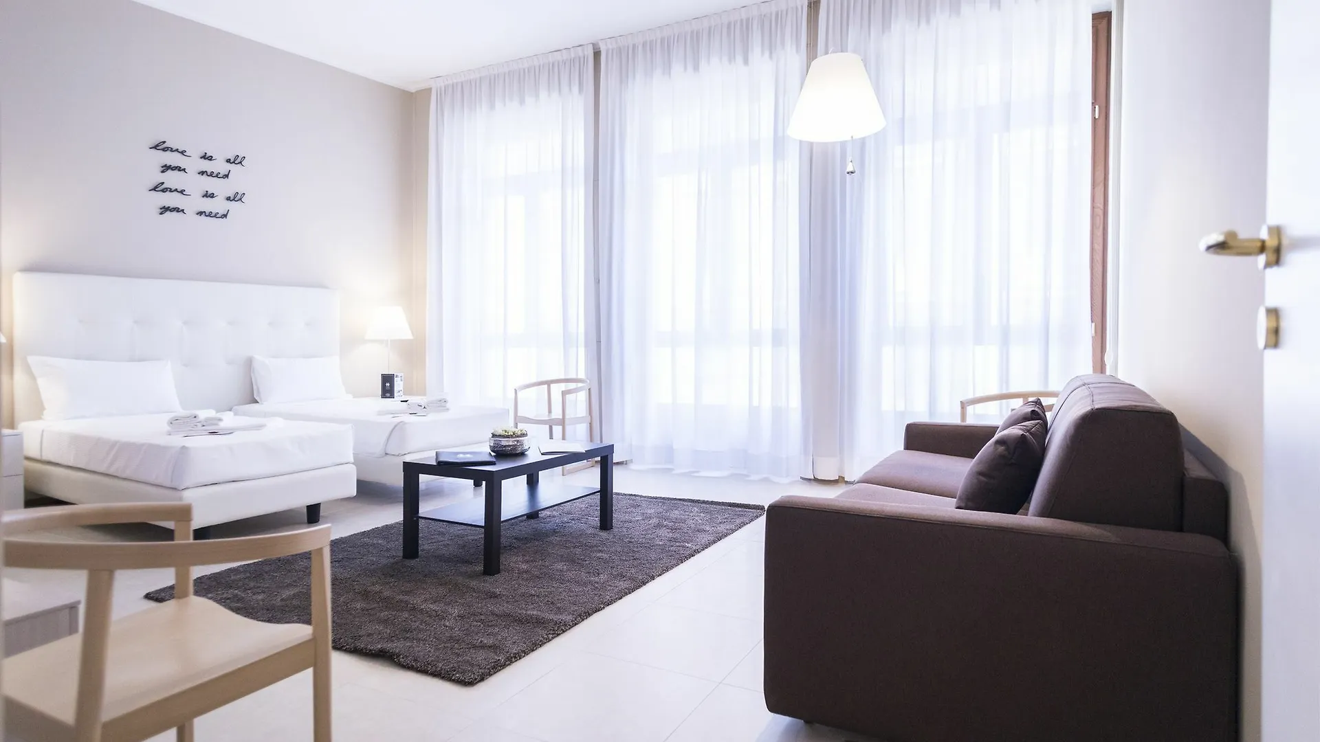 Hemeras Boutique Homes - Design Apartments Near Duomo Cathedral Milan